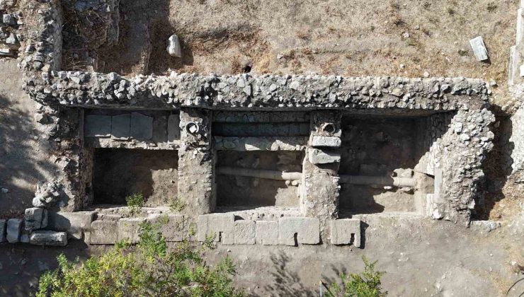 2 bin 400 yıllık Alexandria Troas Antik Kenti’nde 2 bin yıllık temiz su iletim hattı bulundu