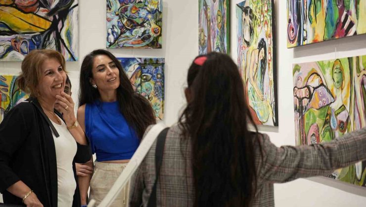 “Çiçeğin kokusunda, kuşun özgürlüğünde kadın” sanatseverlerle buluştu