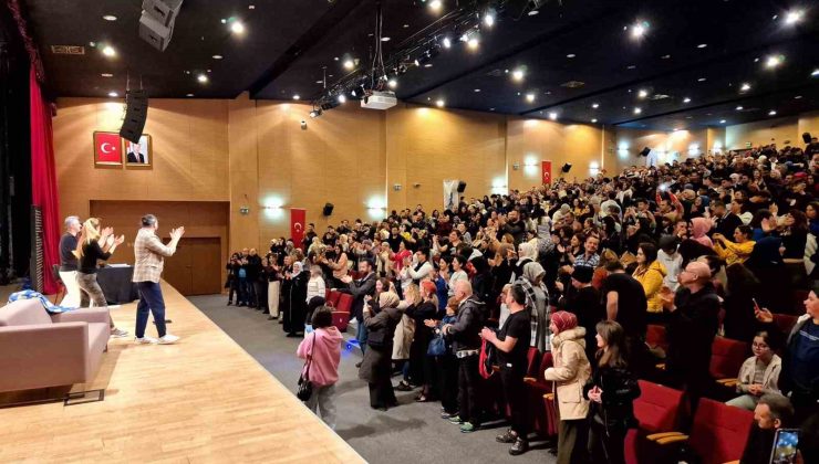 Sancaktepe Belediyesi, çocukları ve yetişkinleri tiyatroyla buluşturmaya devam ediyor