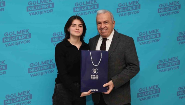 Başkan Şadi Özdemir gençleri ağırladı