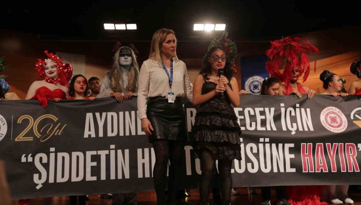 Down sendromlu çocuklardan dünya barışına çağrı