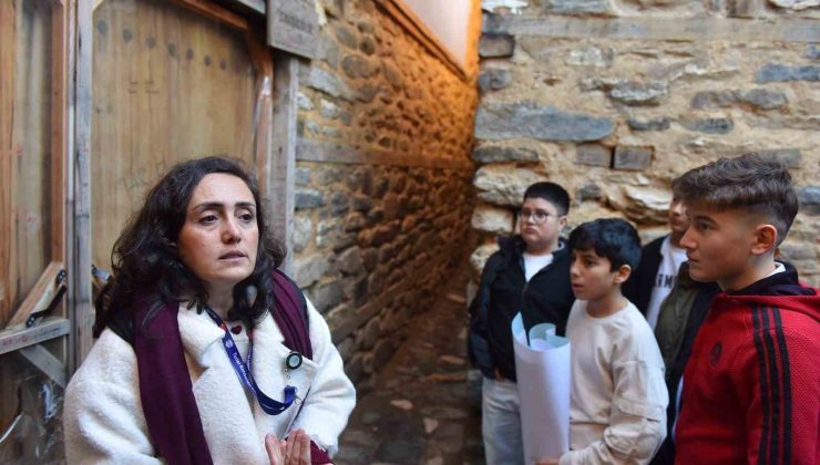 ’Adım adım, kadim Bursa’ gezileri başladı