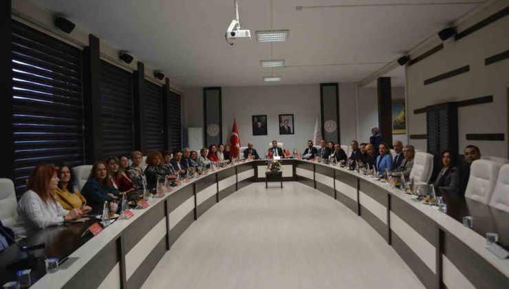 Yunus Emre Enstitüsü ve İstanbul İl Milli Eğitim Müdürlüğü, Türkiye ile Romanya arasında dil ve kültür köprüleri kuruyor