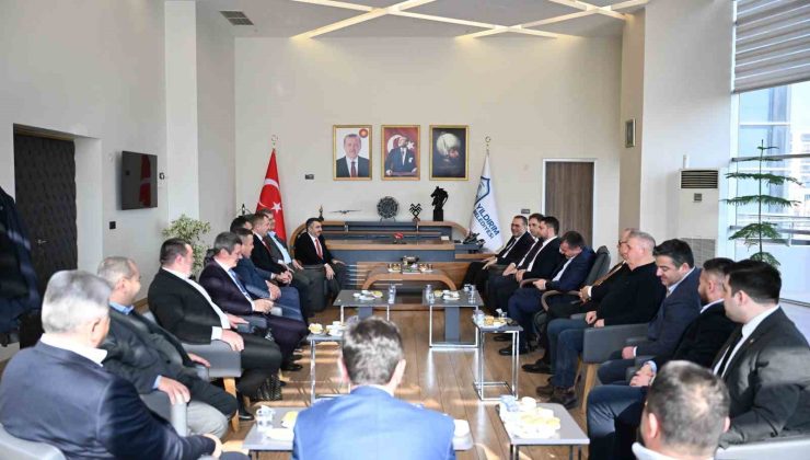 Başkan Yılmaz, Hak ve Özgürlükler heyetini ağırladı