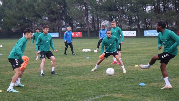 Cumhur Genç: “Hiçbir zaman küme düşme gibi derdimiz olmadı, hedefimiz play-off”
