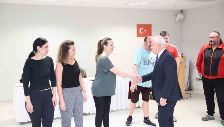 ‘Kısa Süren Saltanat’ seyirciyle buluşmak için gün sayıyor