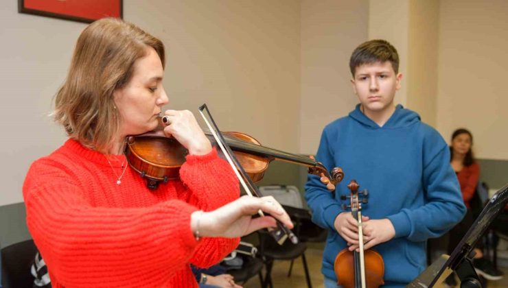 Esenyurt Belediyesi’nden gençlerin müzik ve sanatla gelişmesi için yeni proje
