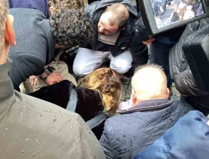 Ferdi Tayfur gözyaşlarıyla son yolculuğuna uğurlandı