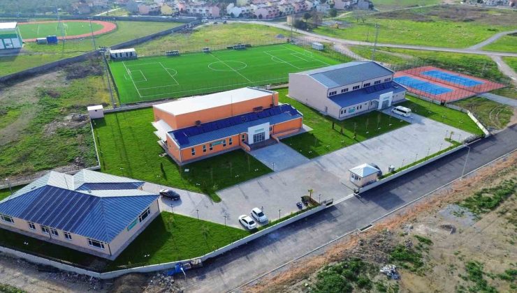 İznik’in spor kompleksi faaliyetlerine başlıyor