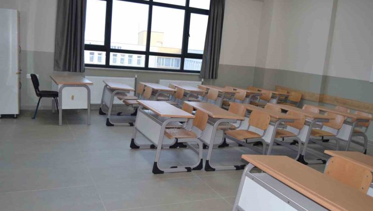 Mahkeme temizliğe hükmetti, cezalarını okul temizleyerek dolduracaklar