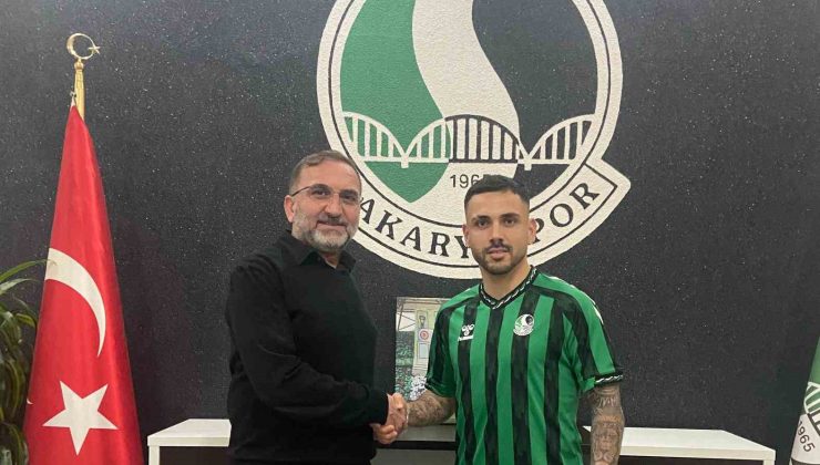 Sakaryaspor, Burak Çoban’ı renklerine bağladı