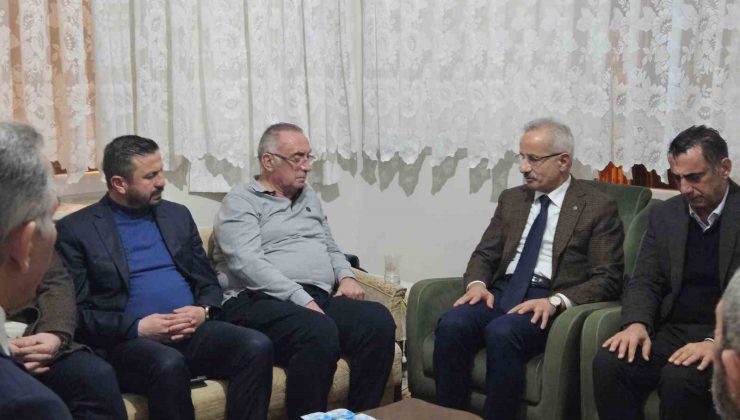 Ulaştırma ve Altyapı Bakanı Uraloğlu’ndan taziye ziyareti