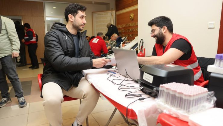 Basketbolcular kan bağışladı