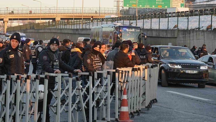 Fenerbahçe, derbi için stada geldi