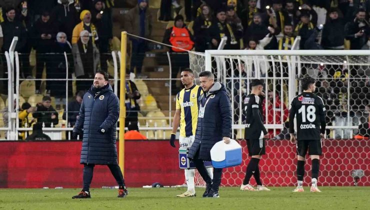 Fenerbahçe’nin 3 stoperi sakatlanarak oyundan çıktı