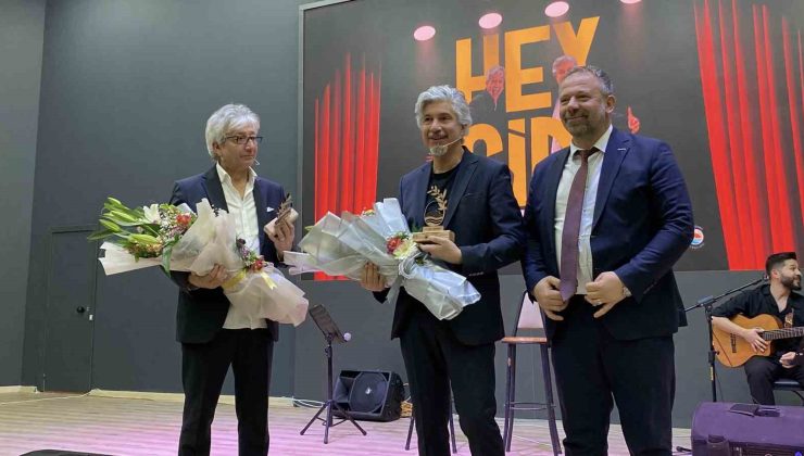 Gömeç Nuri Bozyel Kültür Salonu Süheyl ve Behzat Uygur’un oyunuyla açıldı