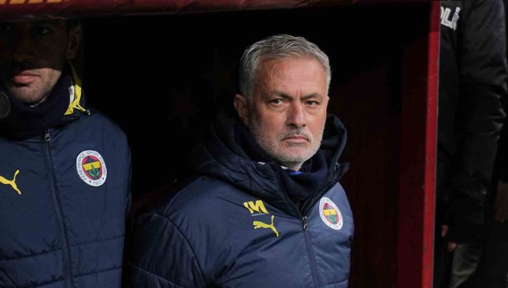 Jose Mourinho, Fenerbahçe’de 3. derbisini de kazanamadı