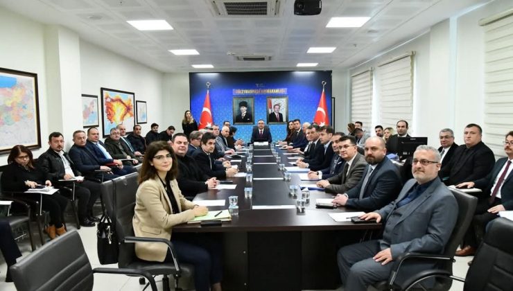 Tekirdağ’da sahipsiz sokak hayvanları ile ilgili çalışmalar görüşüldü