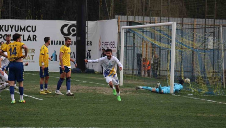 TFF 2. Lig: Belediye Derincespor: 3 – Menemen FK: 2