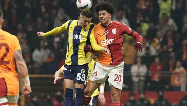 Trendyol Süper Lig: Galatasaray: 0 – Fenerbahçe: 0 (İlk yarı)