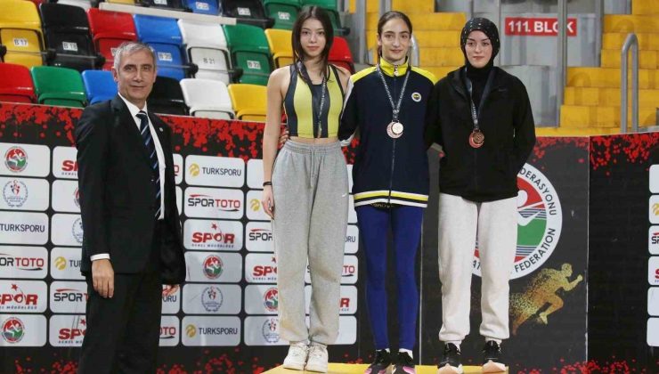 U18 Türkiye Salon Atletizm Şampiyonası sona erdi