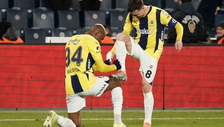 Ziraat Türkiye Kupası: Fenerbahçe: 1 – Erzurumspor FK: 0 (İlk yarı)