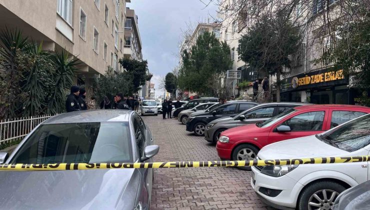 Avcılar’da bir adam eşi ve 3 çocuğunu vurup intihar etti