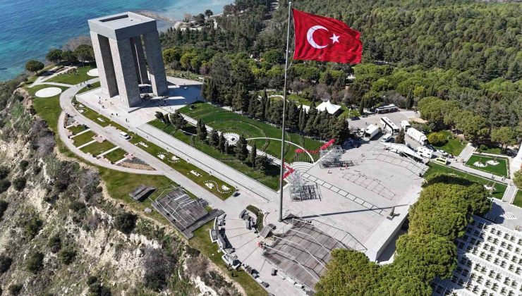 Şehitler Abidesi’nde 18 Mart tören hazırlıkları devam ediyor