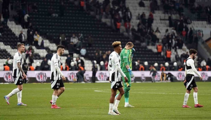 Beşiktaş’ın savunması da çöktü