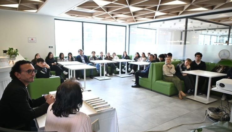 Kartepe’de gençlere özel söyleşi