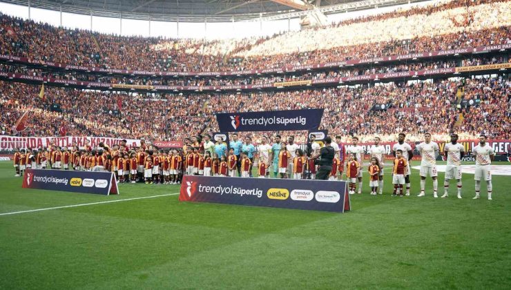 Trendyol Süper Lig: Galatasaray: 0 – Kayserispor: 0 (Maç devam ediyor)