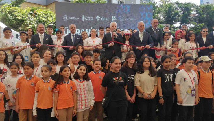 İstanbul Valisi Gül, Ümraniye Tübitak 4006-C Bilim Fuarı Festivali’ne katıldı