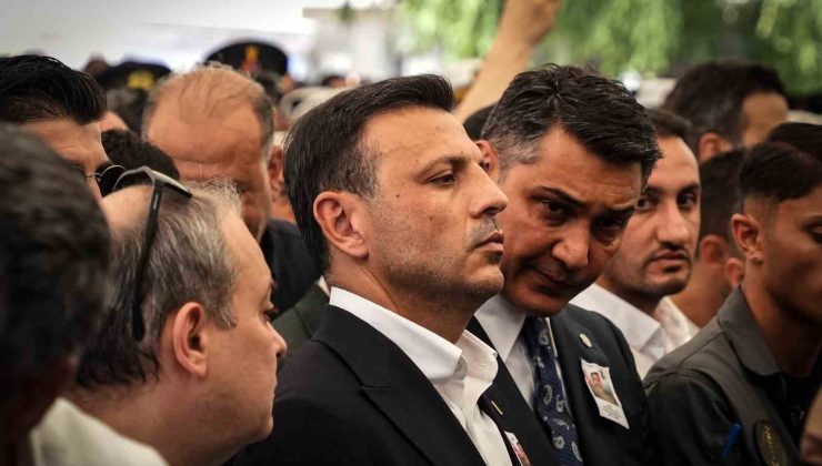 CHP İstanbul İl Başkanı Özgür Çelik: “İstanbul kongresine yönelik bir ifade süreci olduğunu tahmin ediyoruz”