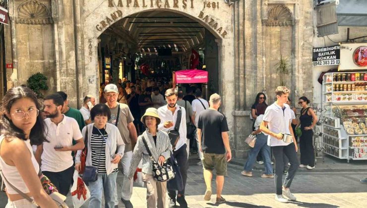 Kapalıçarşı yılın ilk 6 ayında 5 milyon turist ağırladı