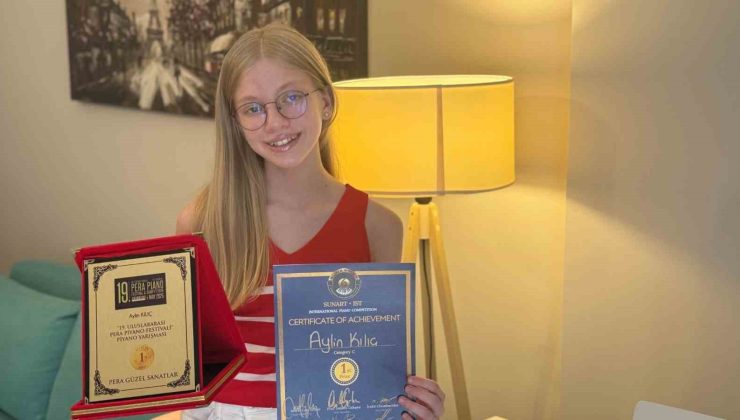 9 yaşında lise diploması aldı