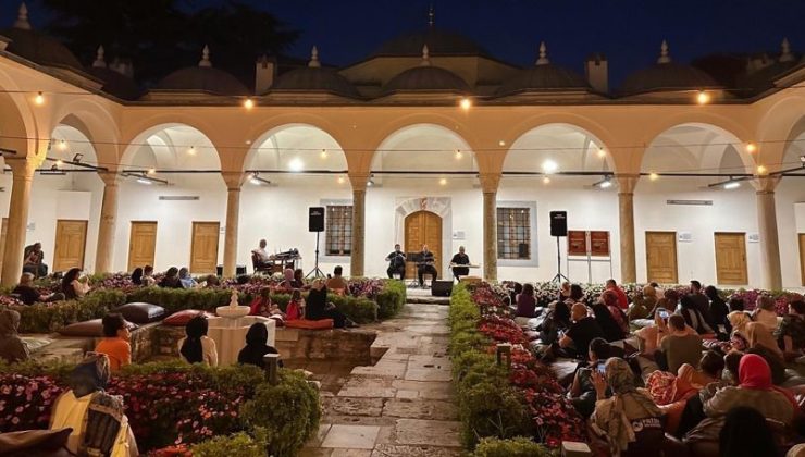 Fatih Belediyesi Türk musikisinin seçkin eserlerini sanatseverlerle buluşturuyor