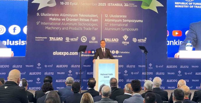 Bakan Kacır: “Sanayide istihdamı 6 milyon 700 bine yükselttik”