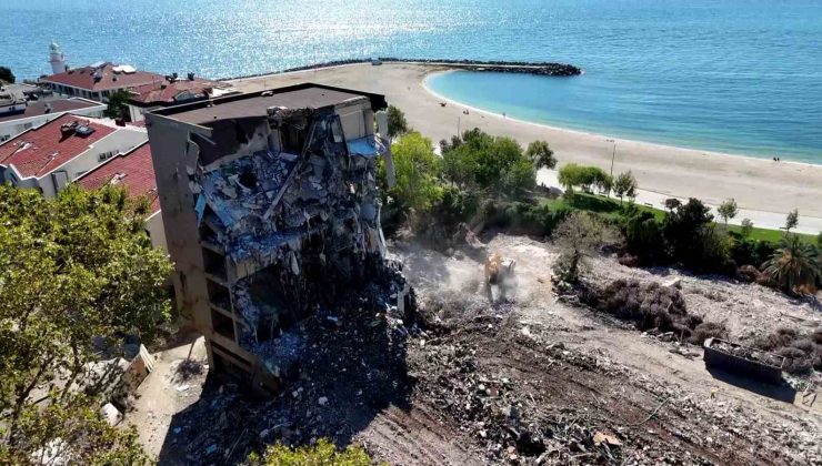 Bilderberg toplantılarından Yeşilçam yıldızlarına: İstanbul’un ikonik oteli Çınar, 66 yıllık serüvenin ardından yıkıldı
