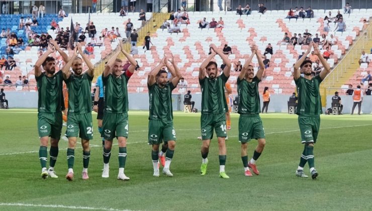 Bursaspor, Adanaspor’u 6-0 mağlup etti
