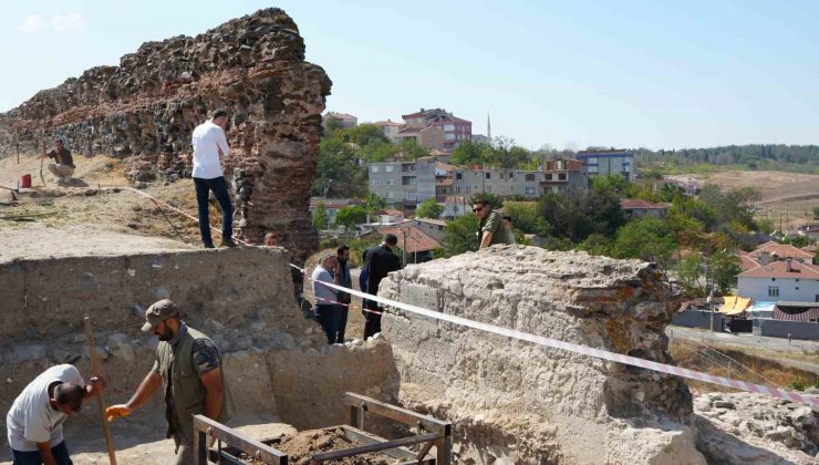 Çorlu Kalesi’nde kazı çalışmaları sürüyor