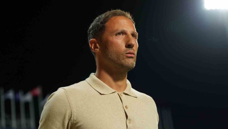 Domenico Tedesco’dan 11’de 4 değişiklik