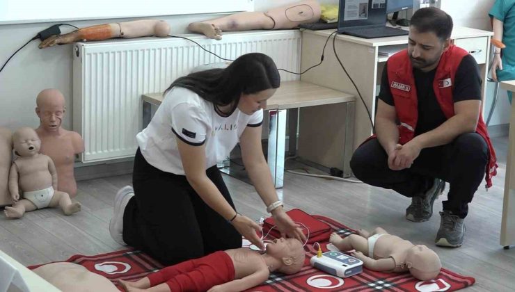 Dünya İlk Yardım Günü’nde tema ’iklim değişikliği’