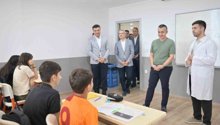 Esenyurt Belediyesi’nden eğitimde rekor