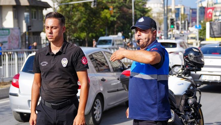 Gaziosmanpaşa’da zabıta ekipleri okul önlerinde görev başında