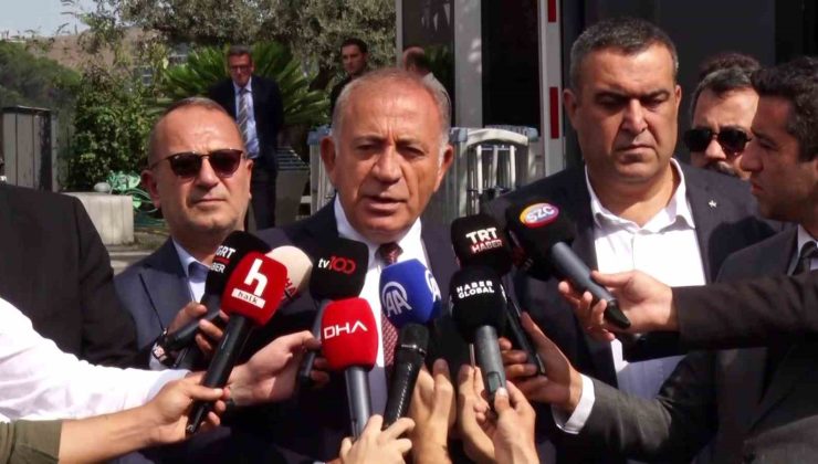Gürsel Tekin CHP’nin Sarıyer’deki binasına geldi: “Biz Aziz İhsanlara yenilmeyeceğiz”