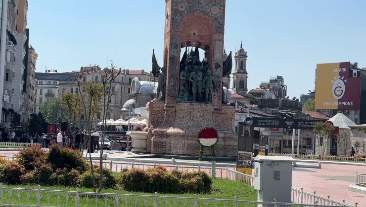 Gürsel Tekin’in Taksim Cumhuriyet anıtına bıraktığı çelenk kaldırıldı