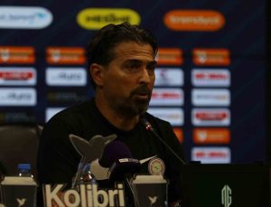 İlhan Palut: “1 puanı kazan olarak görüyorum”