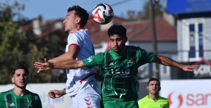 Kafkasspor evinde Yalova FK 77’ye 3-1 mağlup oldu