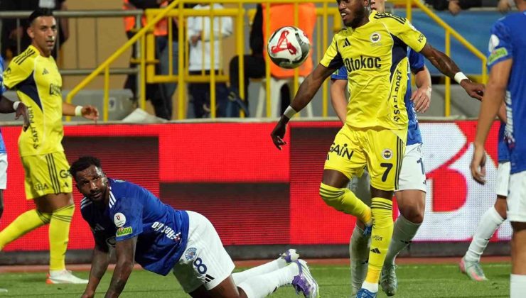 Trendyol Süper Lig: Kasımpaşa: 0 – Fenerbahçe: 1 (İlk yarı)
