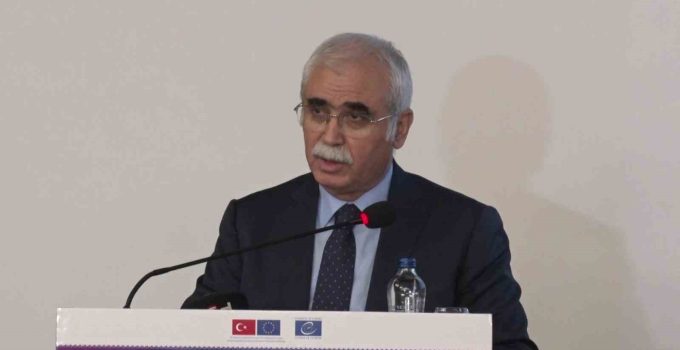 AYM Başkanı Özkaya: “Adalet terazisi, hakim ve savcıların elindedir. Bu terazi, dünyadaki en hassas terazidir”